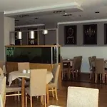 亚历山德罗酒店 酒店 Anchialos