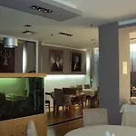 亚历山德罗酒店 3* Anchialos