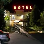 亚历山德罗酒店 Anchialos