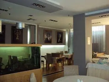 Alexandros 3* Anchialos