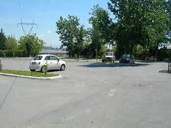 Alexandros Hotell