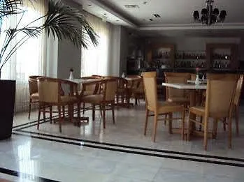 Hotell Alexandros 3*
